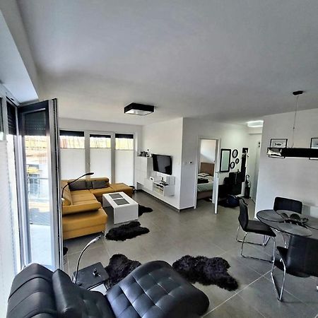 Apartament Amon Nr 5 Darłowo Exterior foto