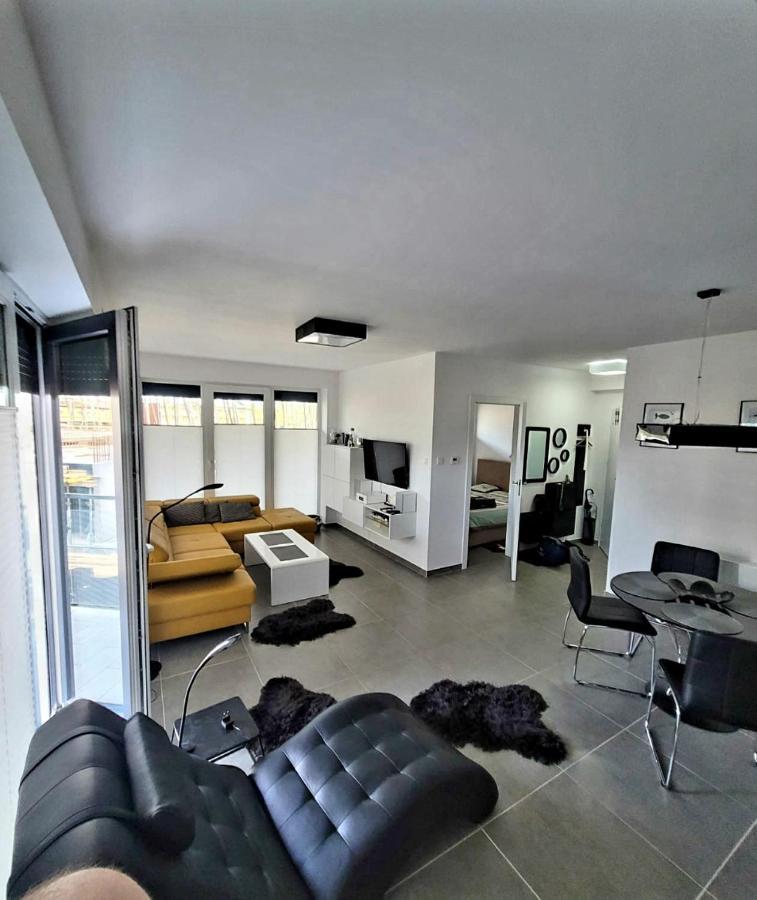Apartament Amon Nr 5 Darłowo Exterior foto